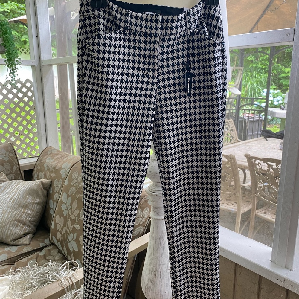 Express Pants Black and White Never Worn Size 4R